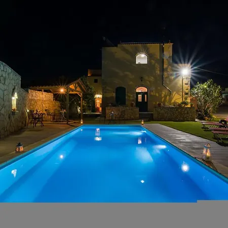 Skandalis With Pool *