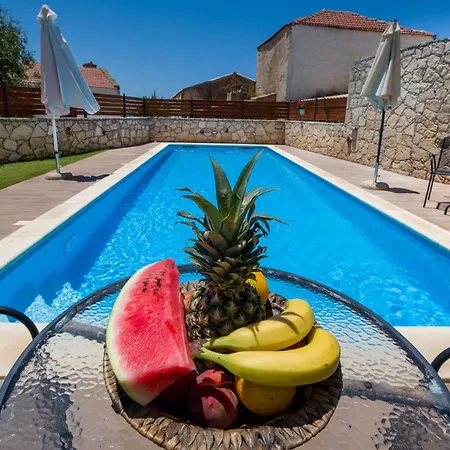 Skandalis With Pool Chorafakia